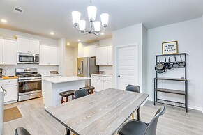 Patio & Backyard: Spacious Home in Moncks Corner