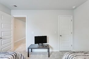 Patio & Backyard: Spacious Home in Moncks Corner