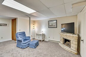 Charming Lake Mills Home Near Rock Lake & Beach