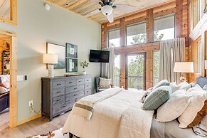 2 Decks, Grill, Hot Tub: Mountain Cabin in Murphy