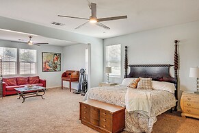 Rio Bravo Country Club Home in Bakersfield w/ Pool