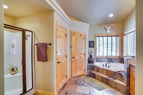 Duck Creek Village Cabin w/ Deck & Private Hot Tub