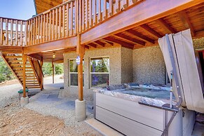 Duck Creek Village Cabin w/ Deck & Private Hot Tub