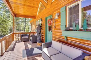 Duck Creek Village Cabin w/ Deck & Private Hot Tub
