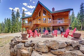 Duck Creek Village Cabin w/ Deck & Private Hot Tub