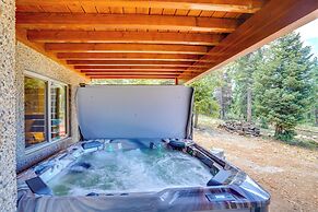 Duck Creek Village Cabin w/ Deck & Private Hot Tub