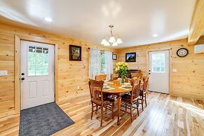 Creekside Cabin in Bainbridge w/ Wraparound Deck!