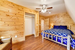 Creekside Cabin in Bainbridge w/ Wraparound Deck!
