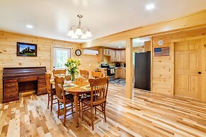 Creekside Cabin in Bainbridge w/ Wraparound Deck!