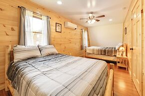 Creekside Cabin in Bainbridge w/ Wraparound Deck!