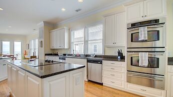 Come Seek A Higher Porpoise! 6 Bedroom Home by Peace Vacations