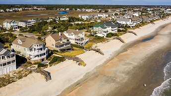 Come Seek A Higher Porpoise! 6 Bedroom Home by Peace Vacations