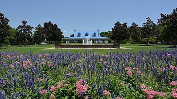 Anchors Away In This Spacious And Beautiful Condo Overlooking Pond And