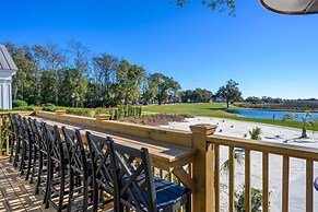 9th Hole Is Absolutely Everything You Want For Your Vacation Or Golf T