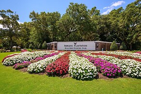 9th Hole Is Absolutely Everything You Want For Your Vacation Or Golf T