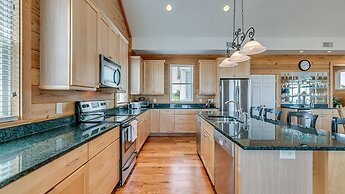 Spectacular Oceanfront Home Located On North Litchfields Peaceful And