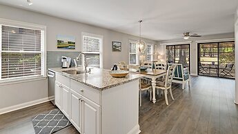 Golf Getaway, Special Event, Family Vacation Or Business Retreat 2 Bed