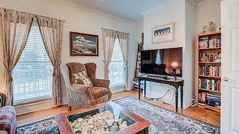 Inviting Beach Retreat With Wonderful Lake Views To Relax And Enjoy 5 