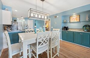 Stunning 2 bedroom villa on the 2nd floor with a gorgeous view of the