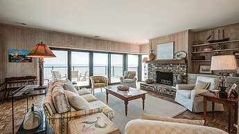 Penthouse Oceanfront Villa At Inlet Point On Litchfield Beach 3 Bedroo