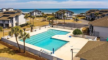 Penthouse Oceanfront Villa At Inlet Point On Litchfield Beach 3 Bedroo