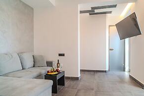 Olive Green Studios and Apartments