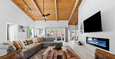 Charming 9BR New-build Home w/ Heated Pool & Games