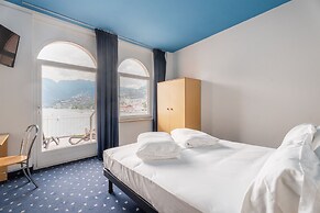 Lake Hotel Ifigenia
