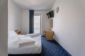 Lake Hotel Ifigenia