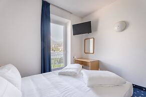 Lake Hotel Ifigenia