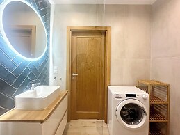 Victoria by Q4Apartments