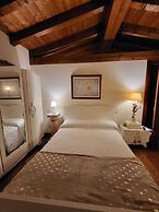Elis' House