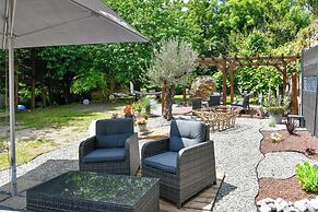 Enjoy Garden