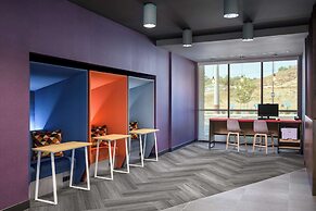 Tru by Hilton Norco Eastvale