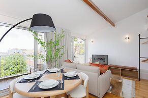 Liiiving - Mezzanine Delight Balcony