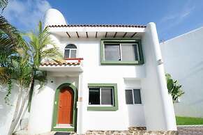 11 Pax Superior Pool Villa