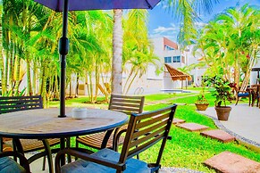 38 Pax 4 Connected Pool Villas