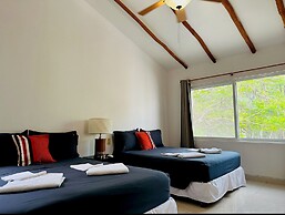 8 Pax Basic Pool Villa