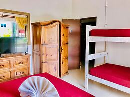 22 Pax 2 Connected Pool Villas