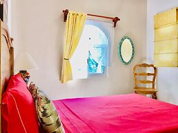 19 Pax 2 Connected Pool Villas