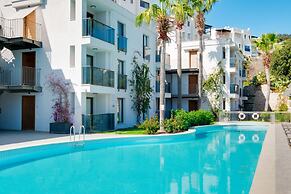 Flat With Shared Pool Near Beach in Bodrum