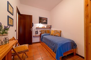 Crimson Apartment by Wonderful Italy