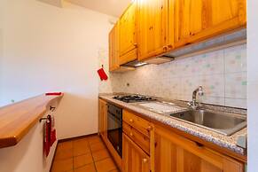 Crimson Apartment by Wonderful Italy