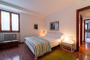 Mulberry Apartment by Wonderful Italy