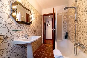 Mulberry Apartment by Wonderful Italy