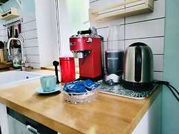 Large 2 bedrooms house with parking