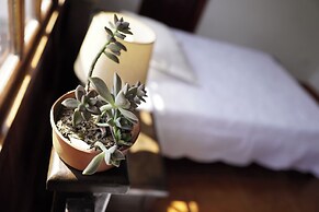 Hotel Chalet El Castillo by Majuva