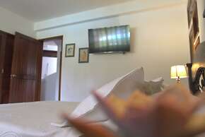 Hotel Chalet El Castillo by Majuva