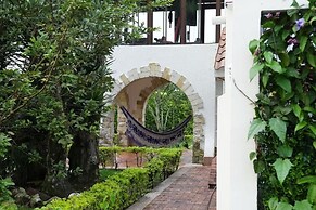 Hotel Chalet El Castillo by Majuva