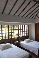 Hotel Chalet El Castillo by Majuva